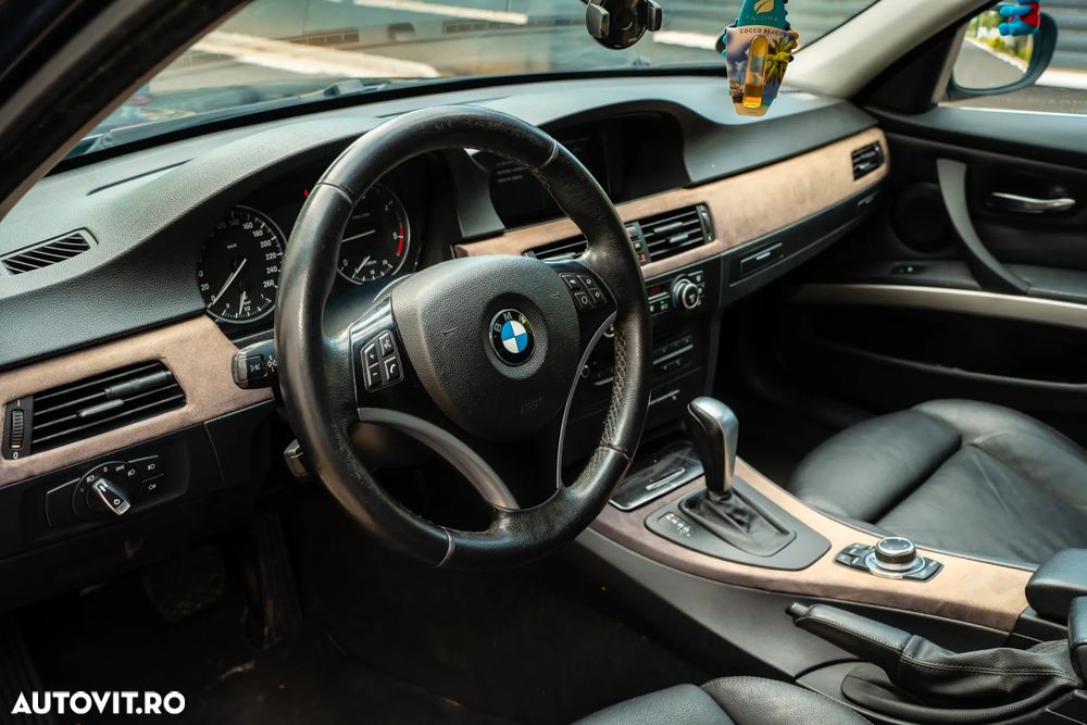 BMW Seria 3 320d DPF Aut. - 11