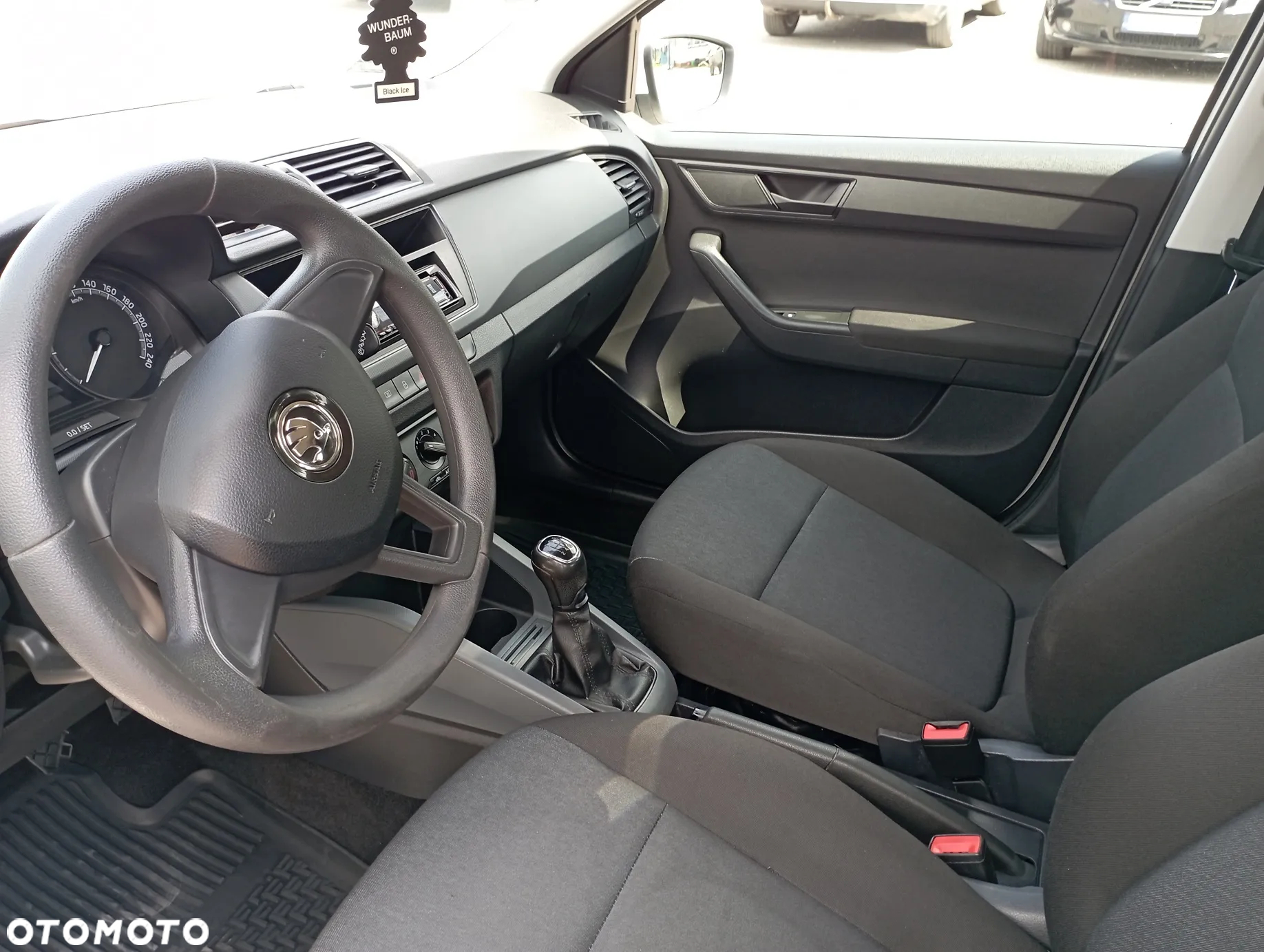 Skoda Fabia 1.0 Active - 8