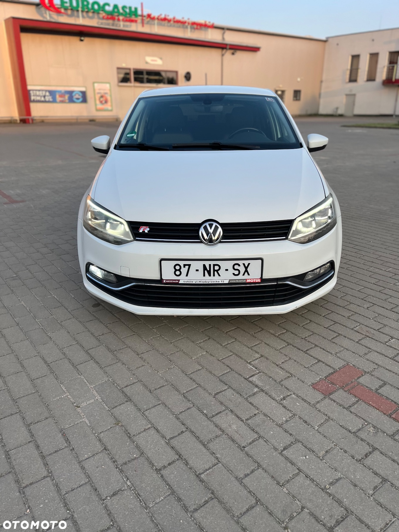 Volkswagen Polo - 9