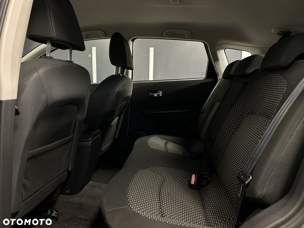 Nissan Qashqai - 12
