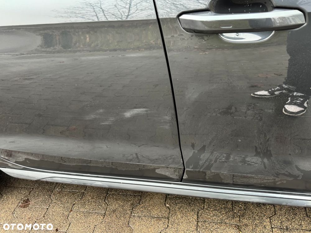 Audi A4 Avant 35 TFSI S tronic design - 14