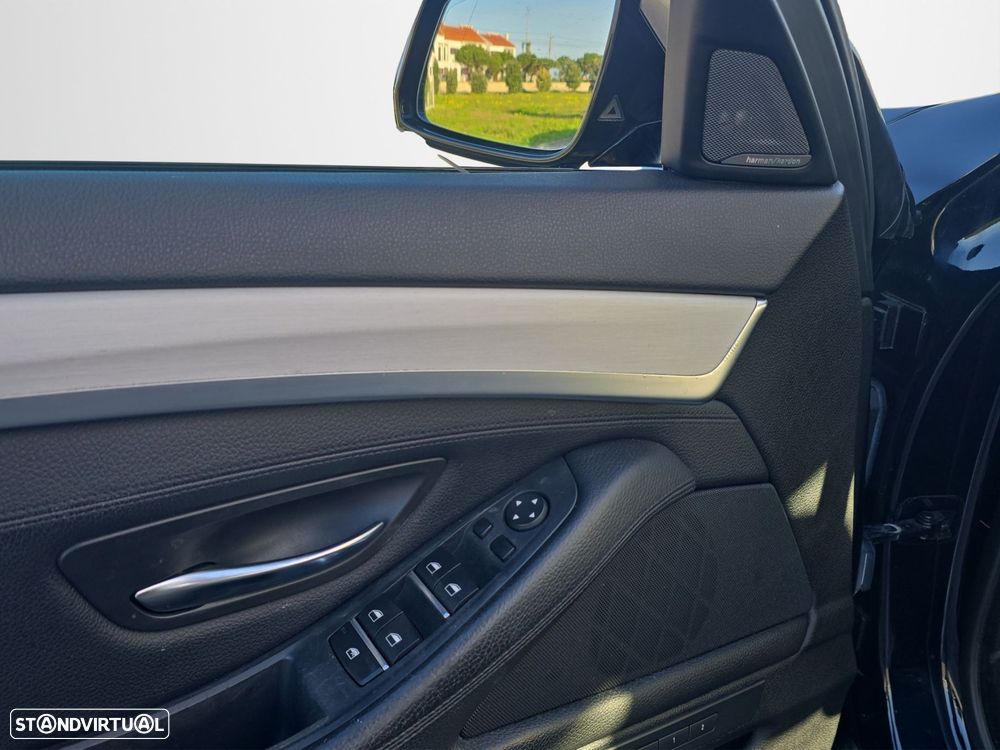 BMW M550d xDrive Auto - 12