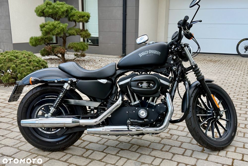 Harley-Davidson Sportster Iron 883 - 1