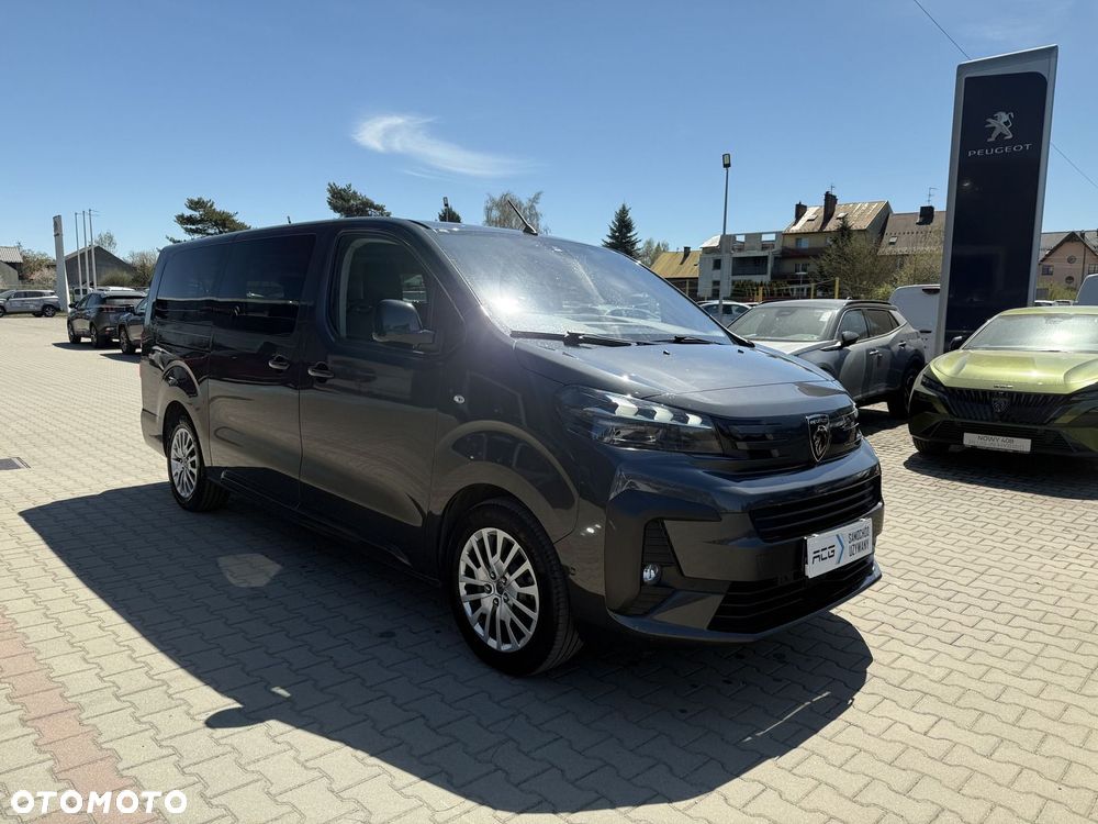 Peugeot Traveller - 4