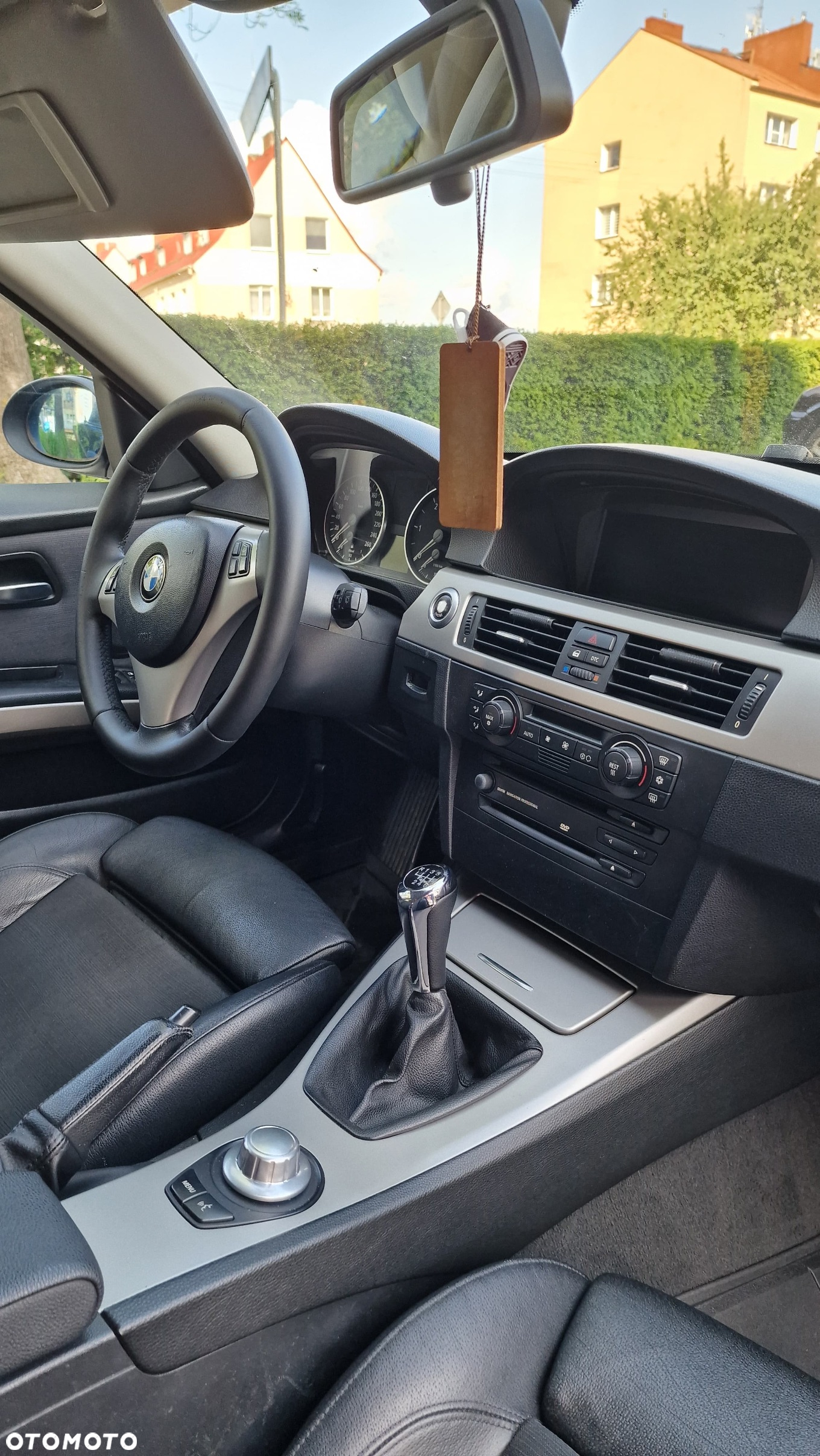 BMW Seria 3 320d - 14