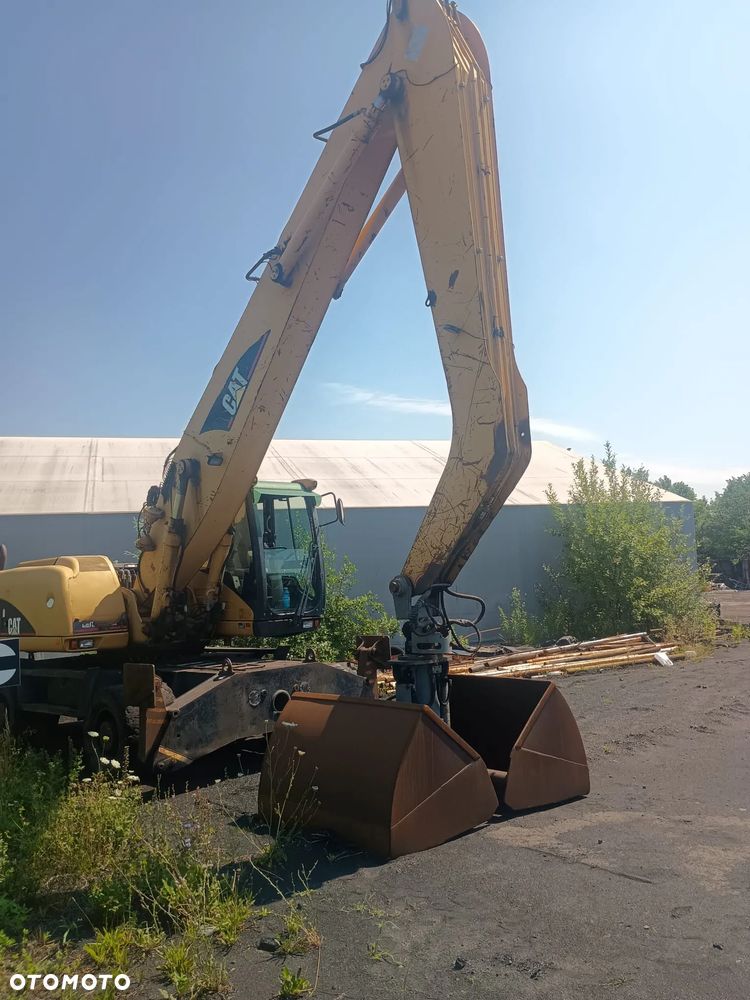 Caterpillar 322 C - 1