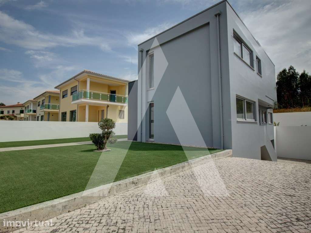 Moradia T4 isolada em Lavos - Figueira da Foz - Grande imagem: 3/60