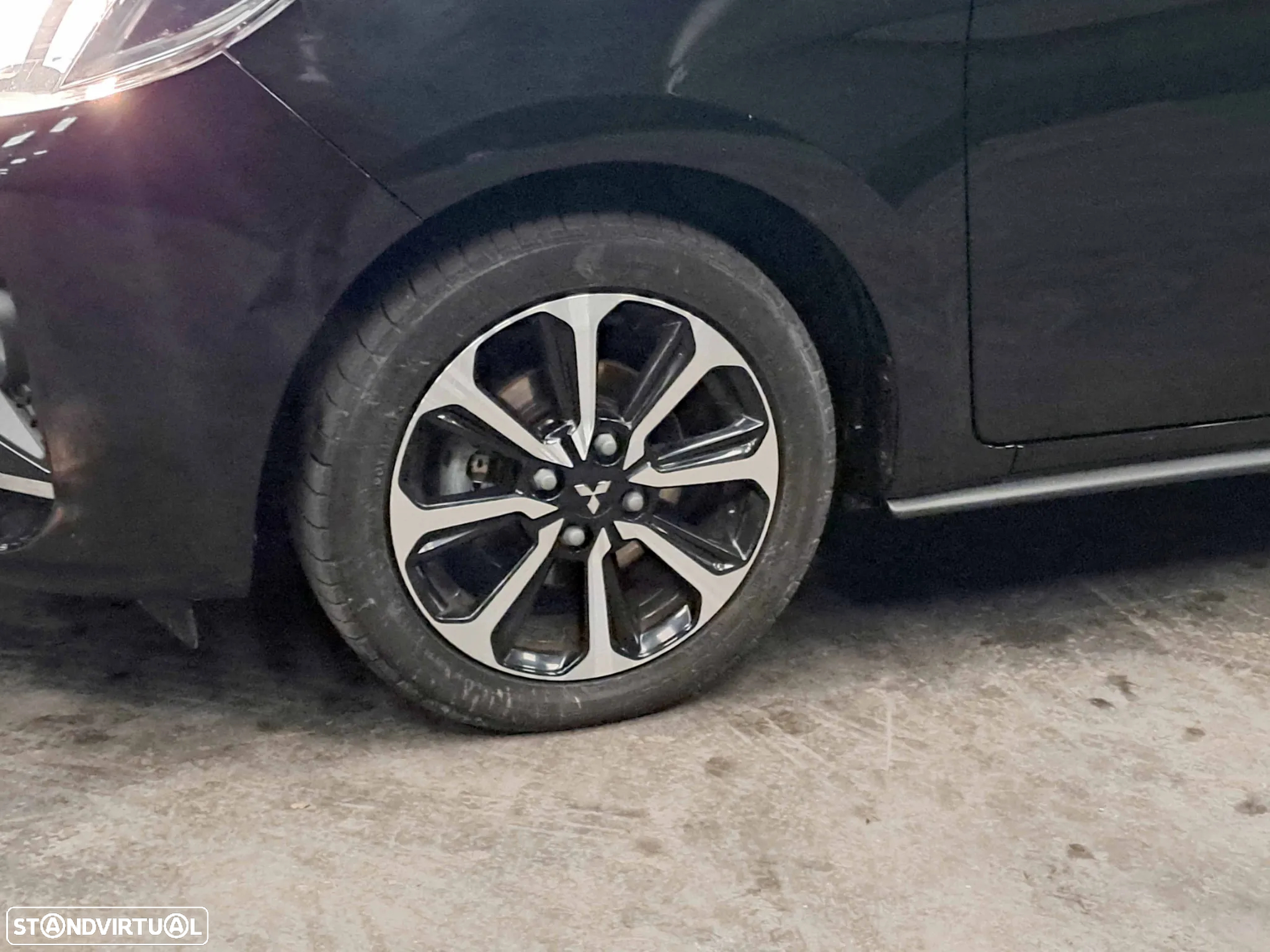 Mitsubishi Space Star 1.2 Intense - 17