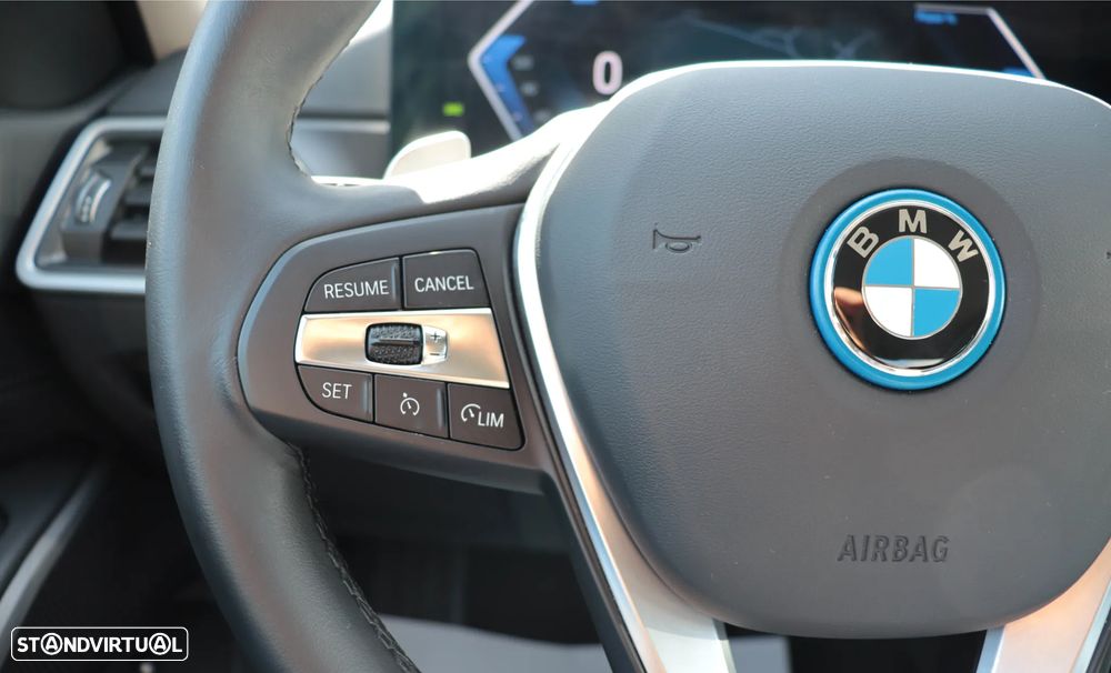 BMW 320 e Line Sport Auto - 29