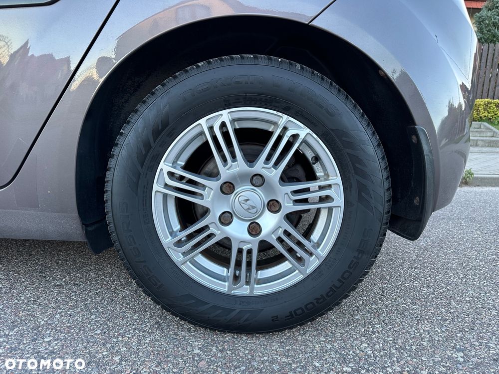 Hyundai ix20 1.4 blue Comfort - 19