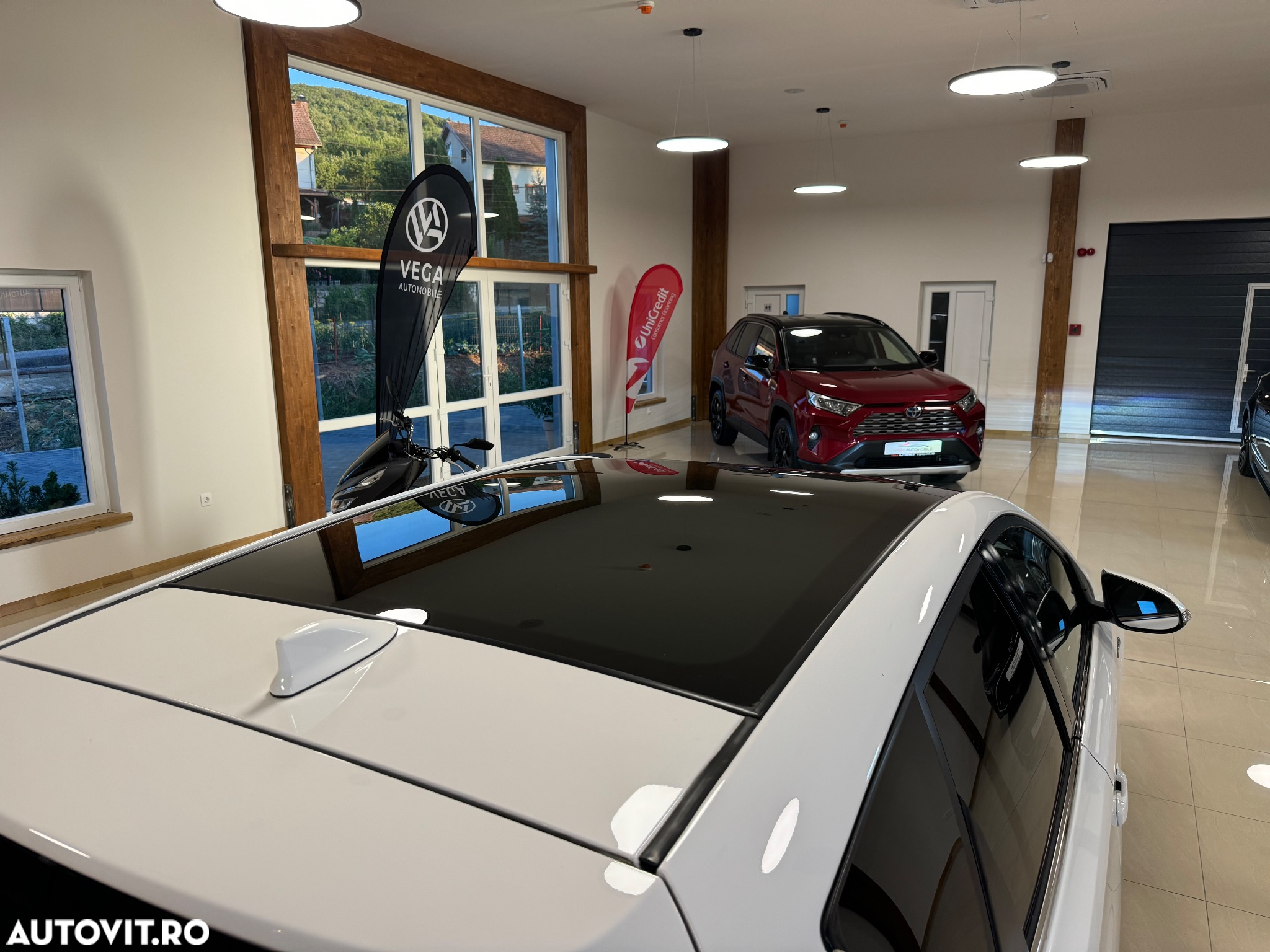 Toyota Auris 1.8 L VVT-i Hybrid Luna - 26