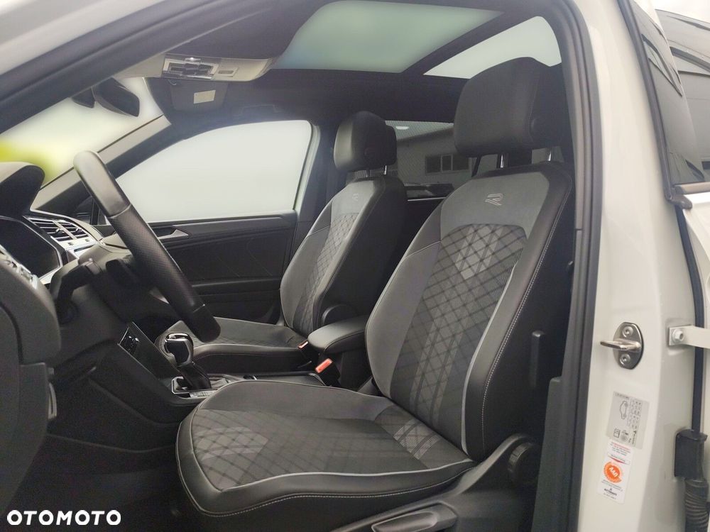 Volkswagen Tiguan Allspace - 11
