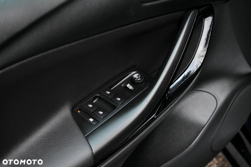 Opel Astra 1.4 Turbo Start/Stop Automatik Innovation - 32