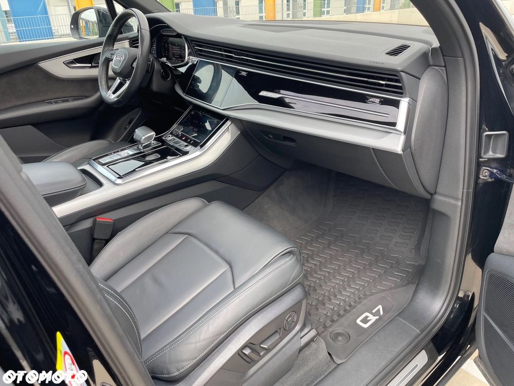 Audi Q7 55 TFSI mHEV Quattro S Line Tiptr - 19