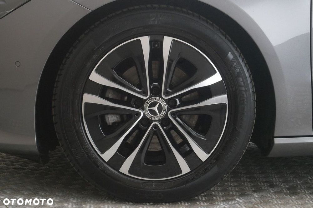 Mercedes-Benz CLA - 14