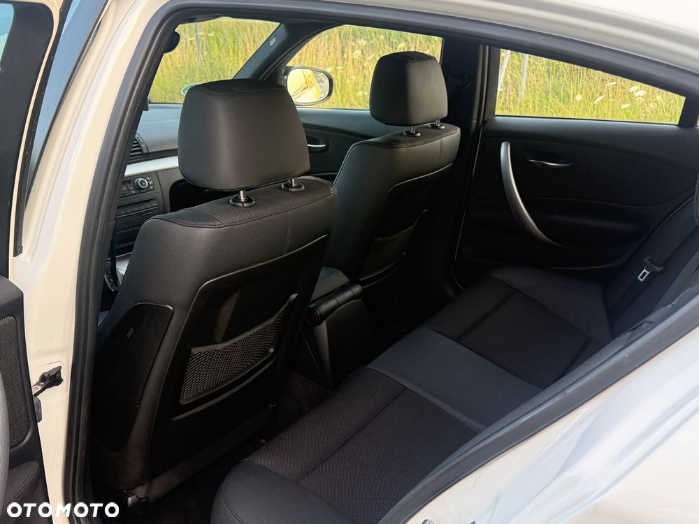 BMW Seria 1 116i - 12