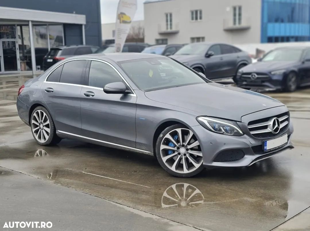 Mercedes-Benz C - 1