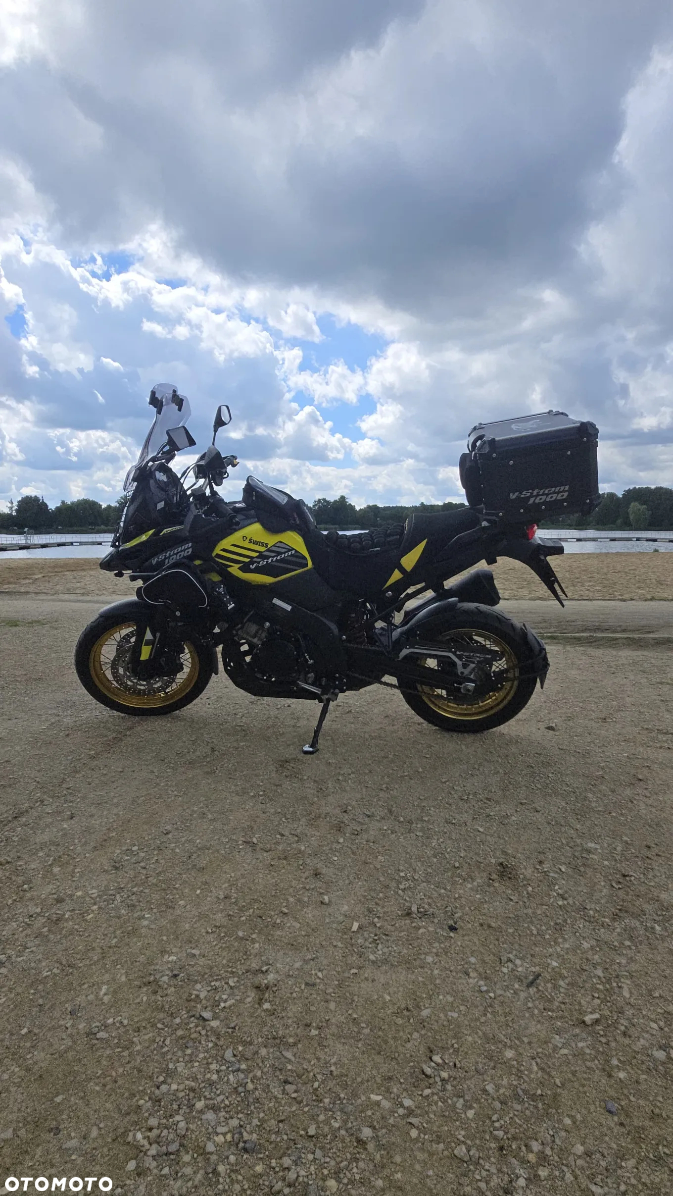 Suzuki V-STROM - 3
