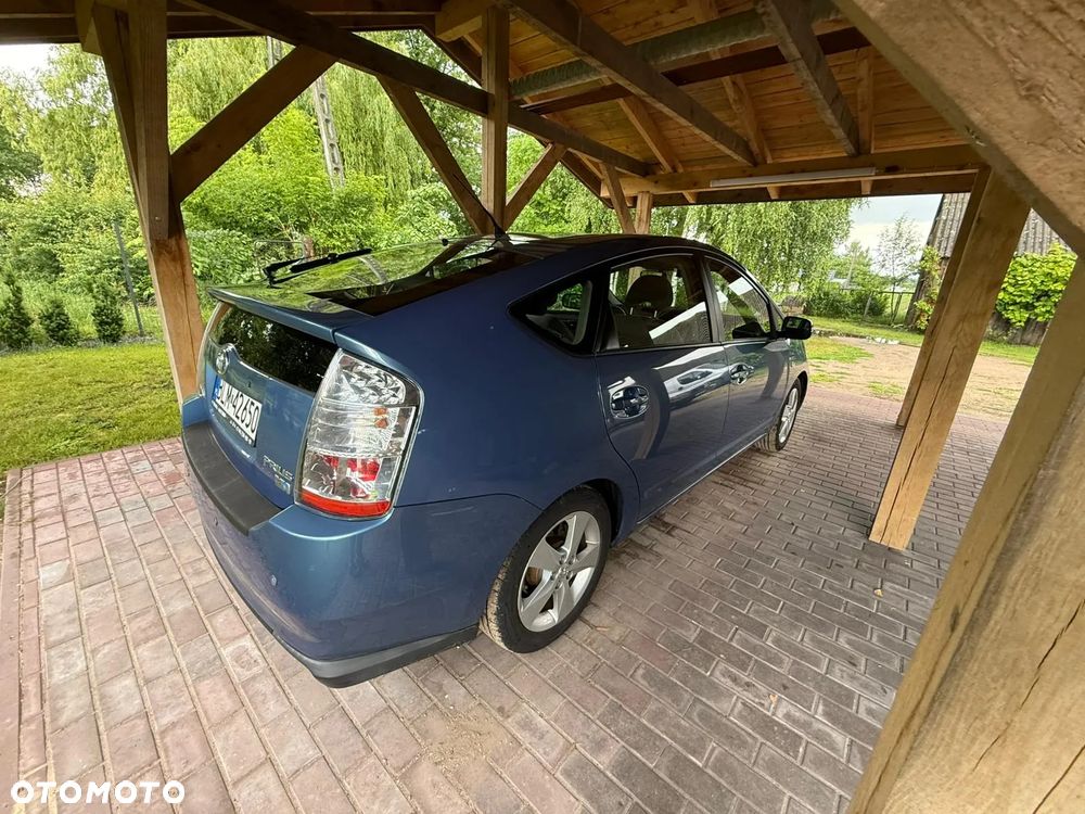 Toyota Prius 1.5 VVT-i Sol - 3