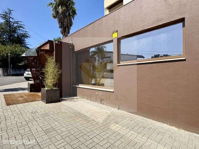 Trespasse / Arrendamento de Restaurante Moderno com Forno a Lenha em S - Grande imagem: 2/32