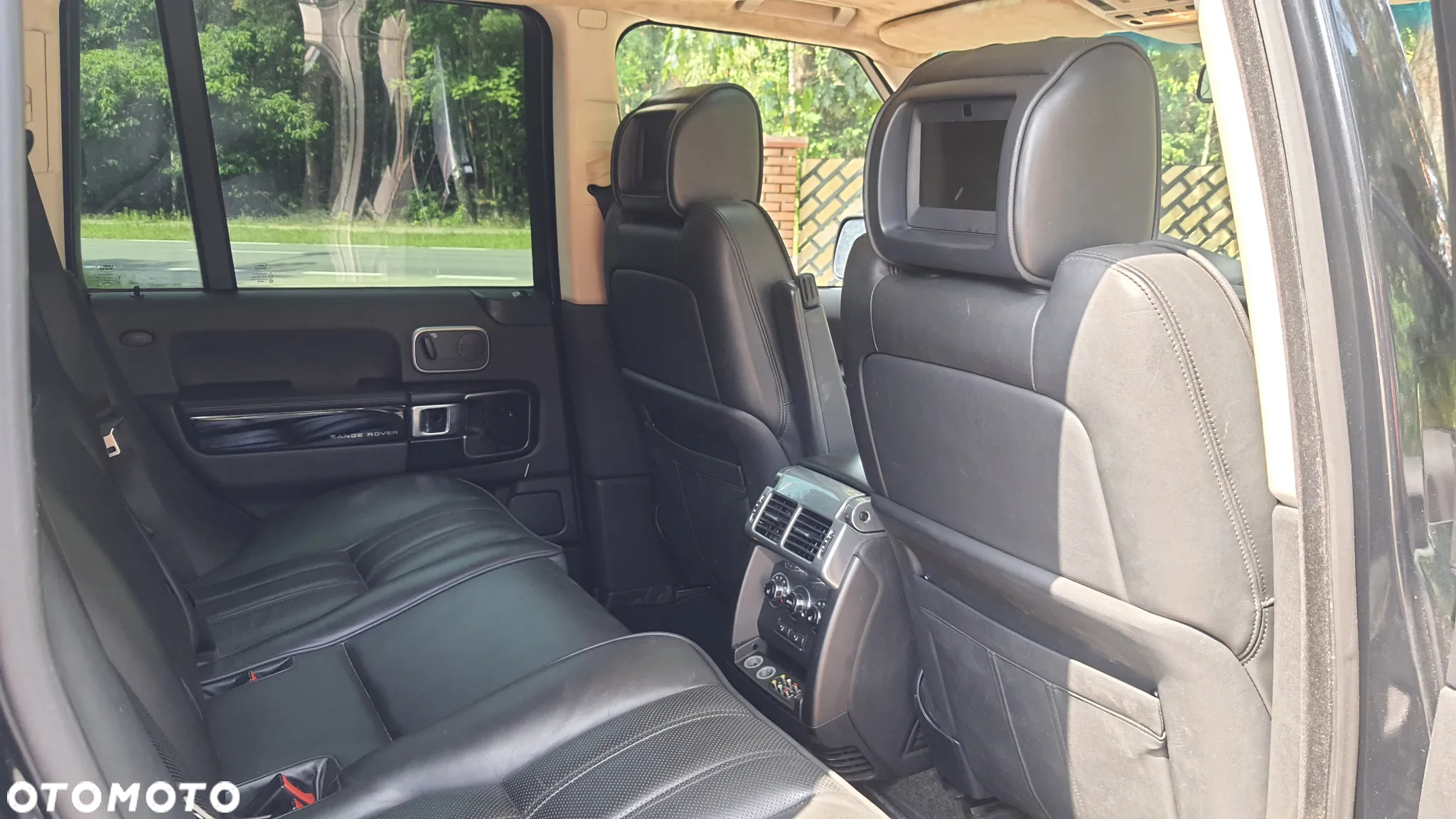 Land Rover Range Rover - 19