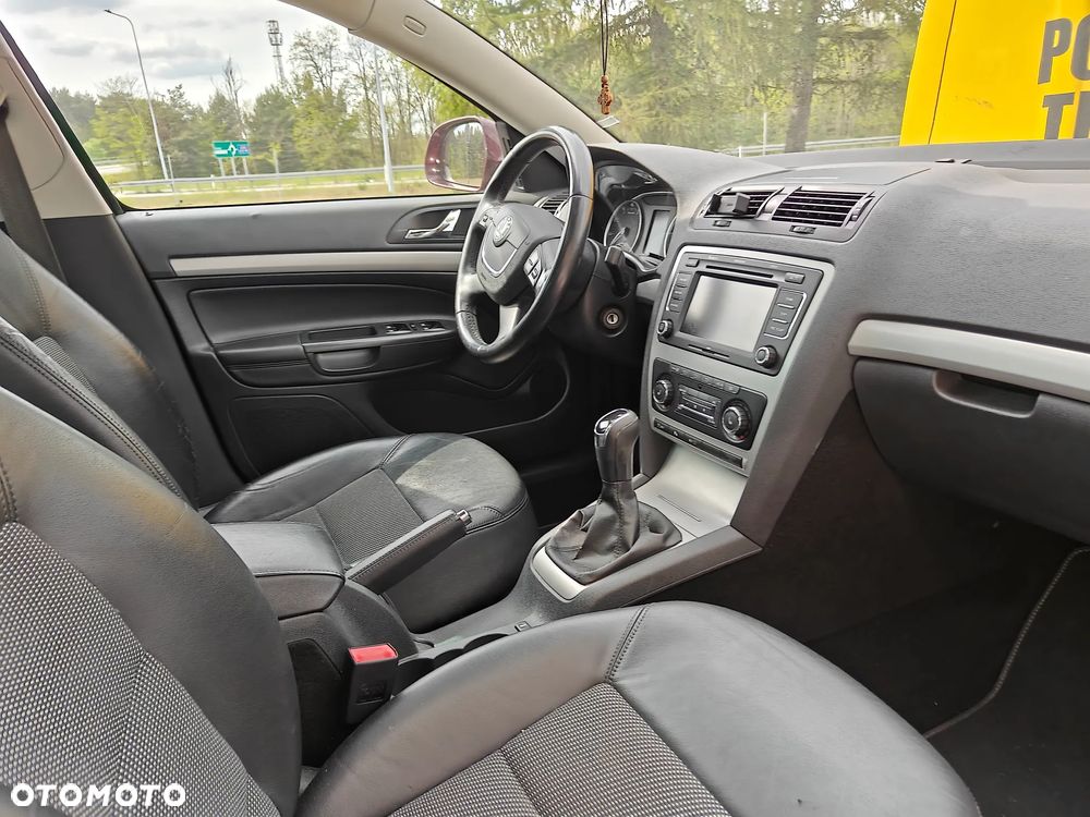 Skoda Octavia 1.8 T FSI Elegance - 6