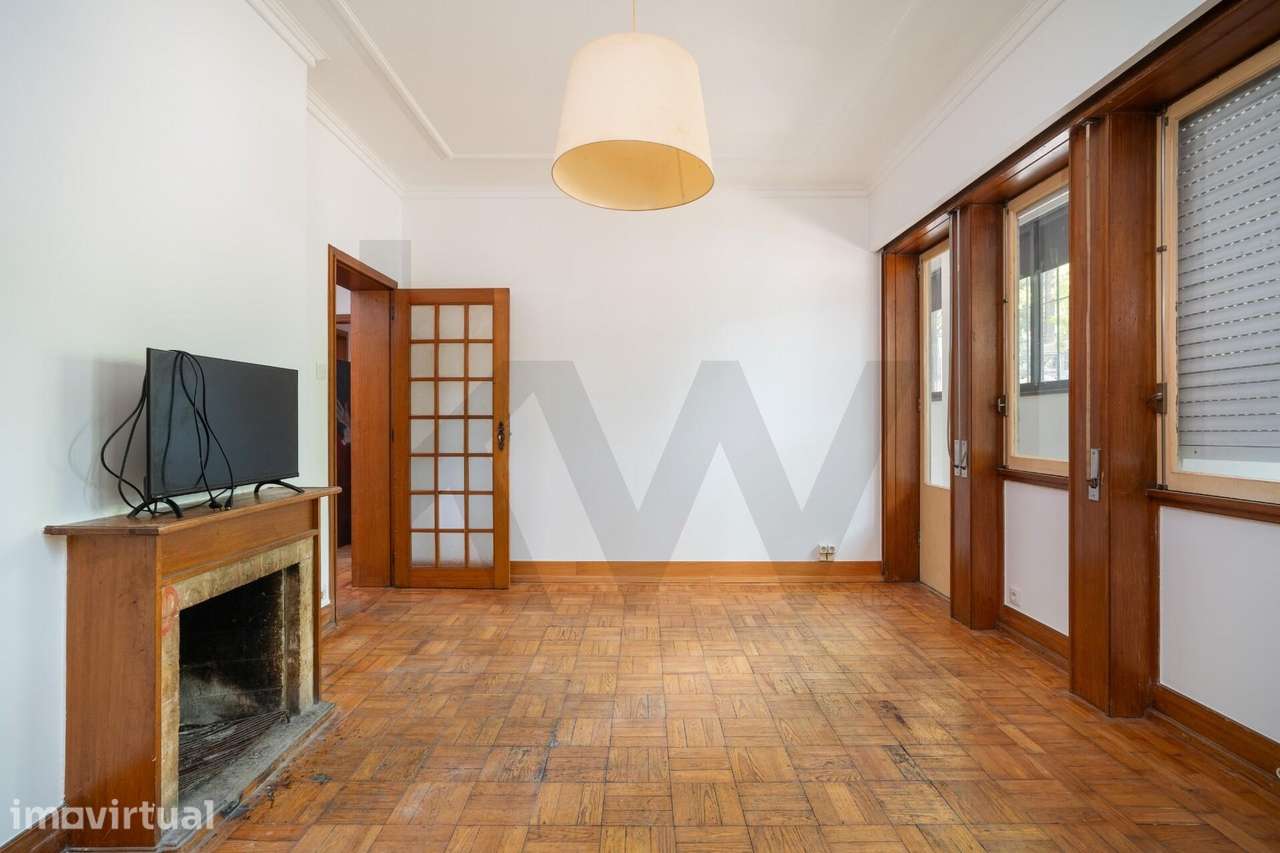 2 Apartamentos T8 + Piso Independente | 3 Garagens | Coimbra - Grande imagem: 3/35