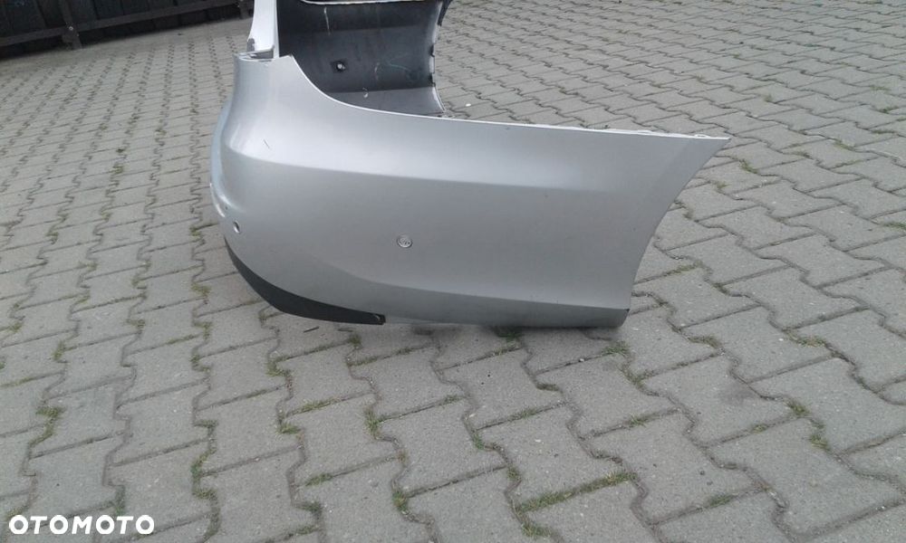 Mercedes E Klasa w213 Kombi zderzak tyl 6pdc - 2
