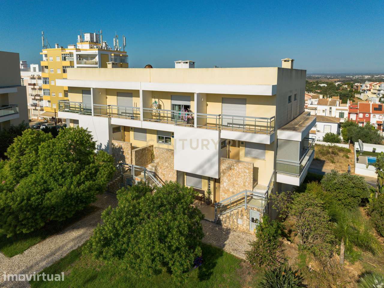 T2 Duplex — Jardim das Amendoeiras, Sesmarias, Portimão - Grande imagem: 2/36