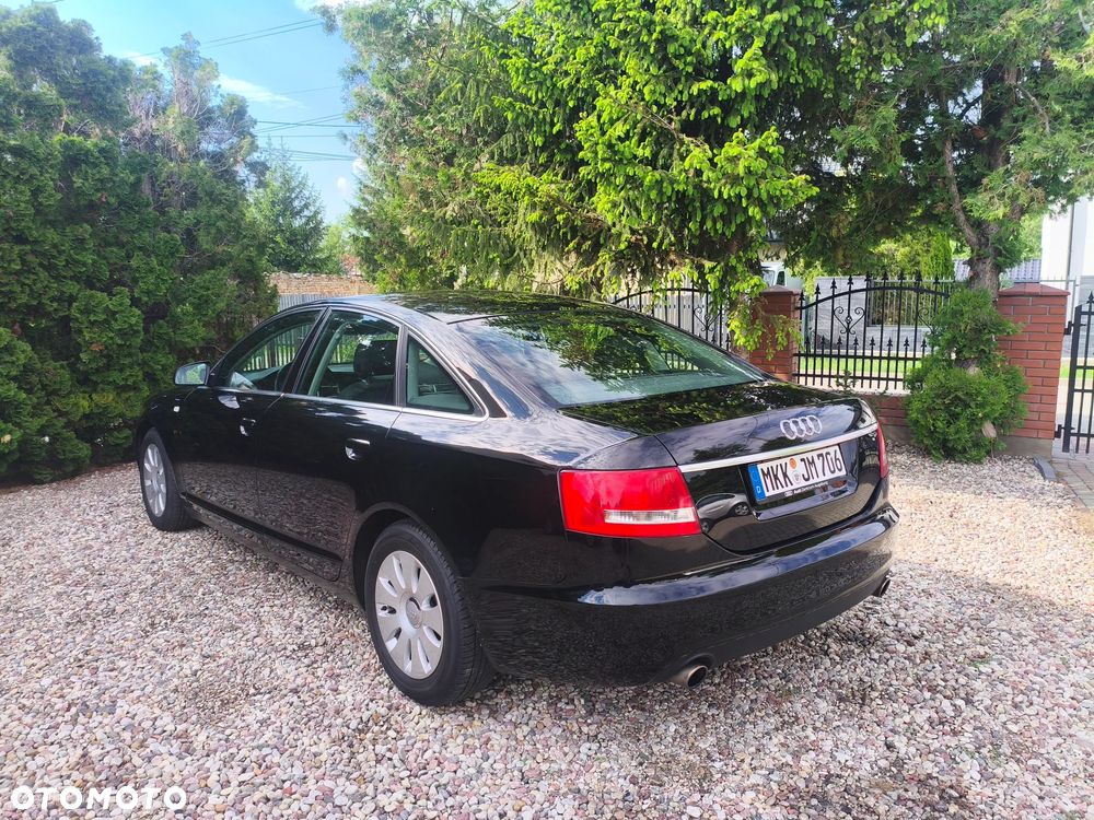 Audi A6 Limousine 2.4 - 13