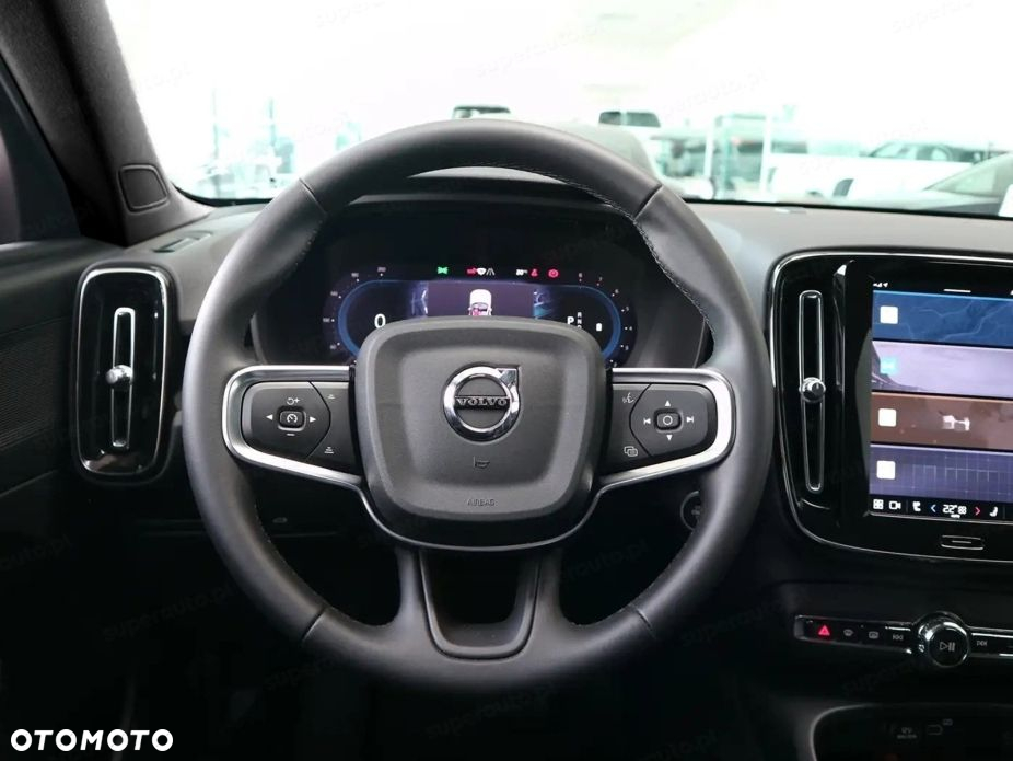 Volvo XC 40 - 6