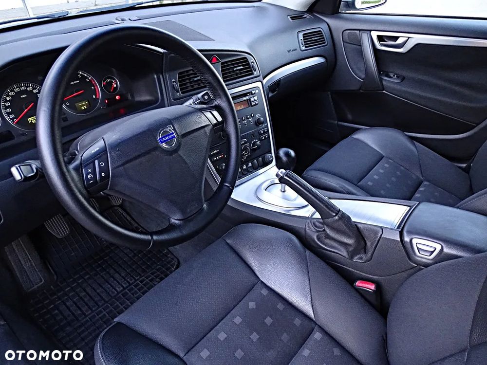 Volvo S60 2.4 Momentum - 21