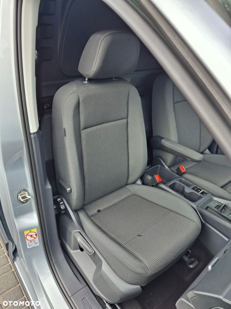 Volkswagen Caddy - 23
