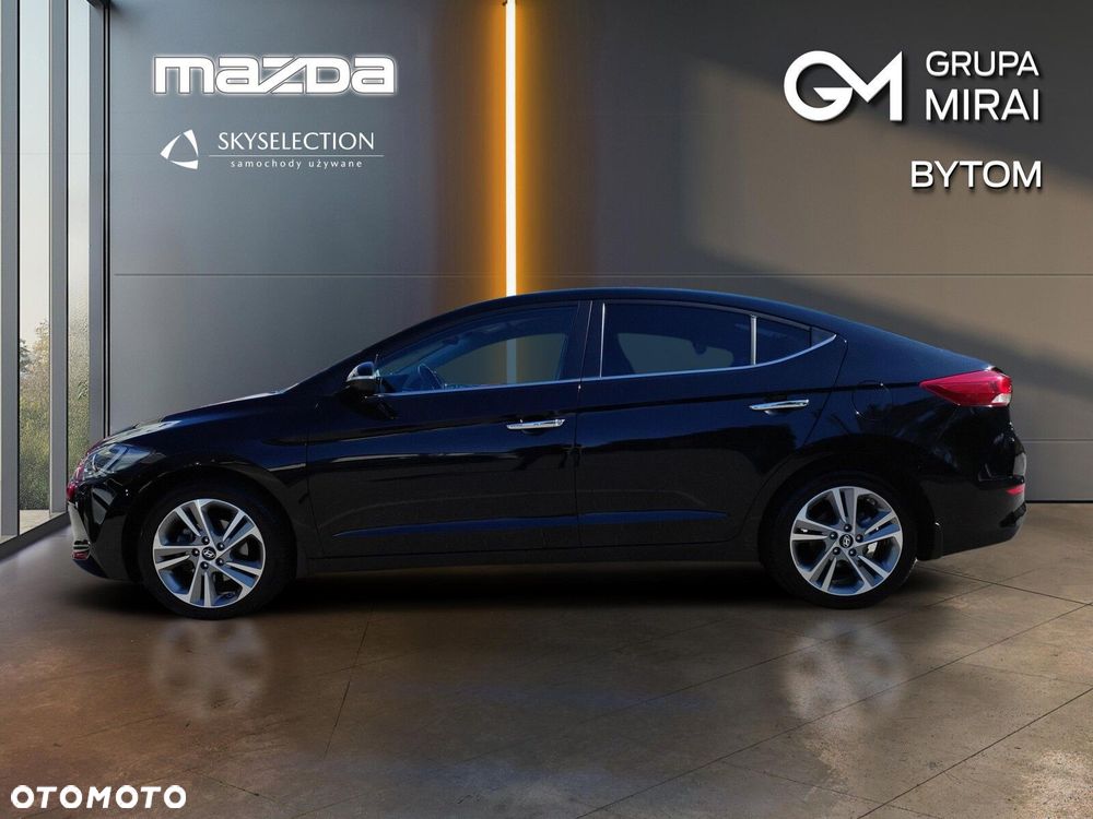 Hyundai Elantra 1.6 CRDi Style - 3