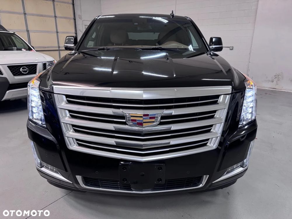 Cadillac Escalade 6.2 V8 AWD AT Platinum - 8