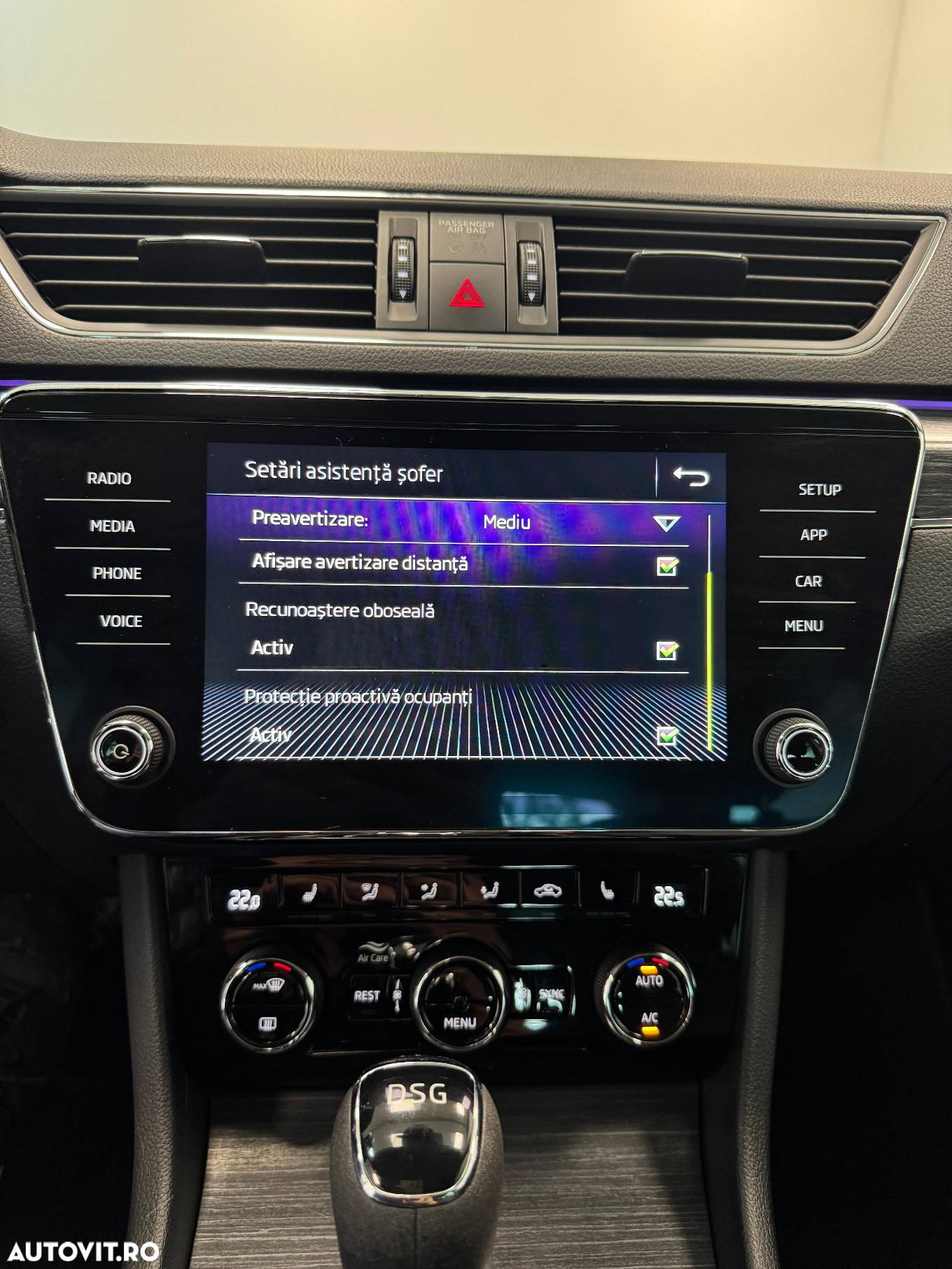 Skoda Superb 2.0 TDI DSG Style - 36
