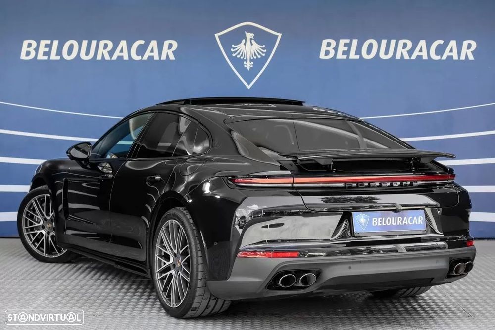 Porsche Panamera 4 E-Hybrid - 4
