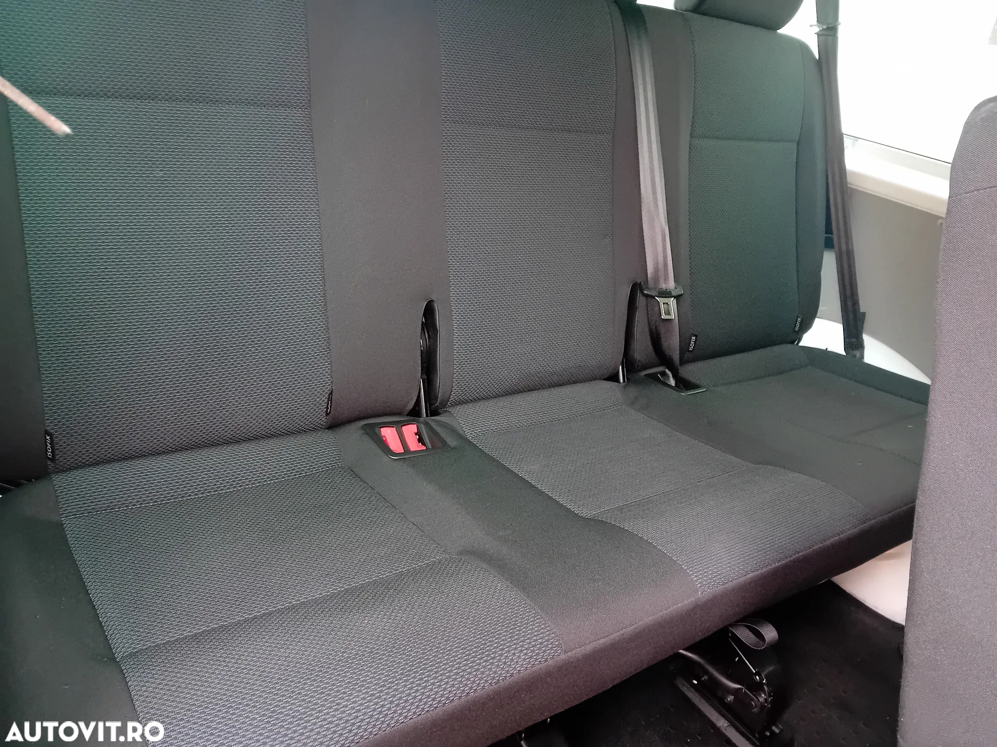 Volkswagen Transporter Kombi T6 2.0 TDI 75 kW KR - 10
