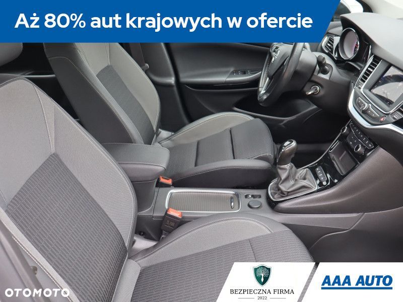 Opel Astra - 11