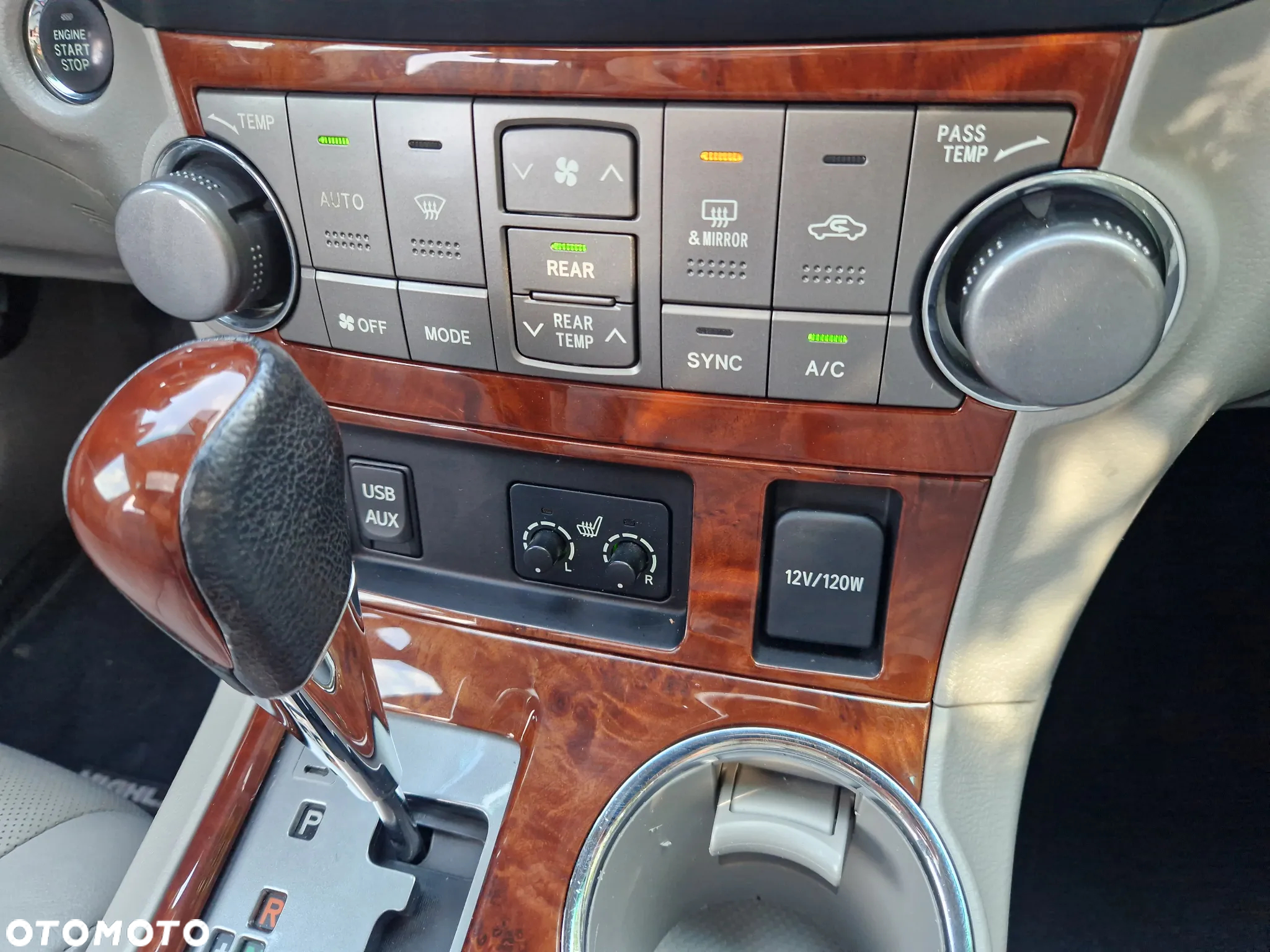 Toyota Highlander 3.5 V6 4WD - 22