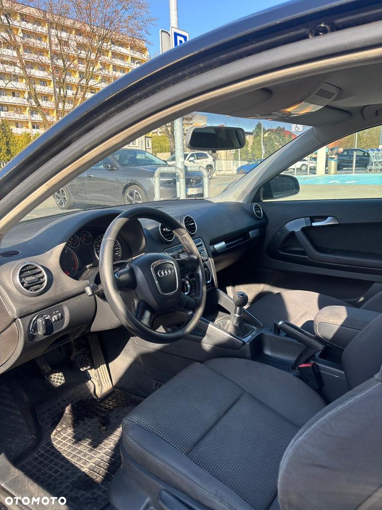 Audi A3 3-drzwiowe 2.0 TDI Ambiente - 9