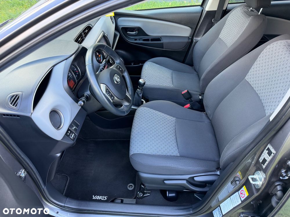 Toyota Yaris 1.33 VVT-i Comfort - 21