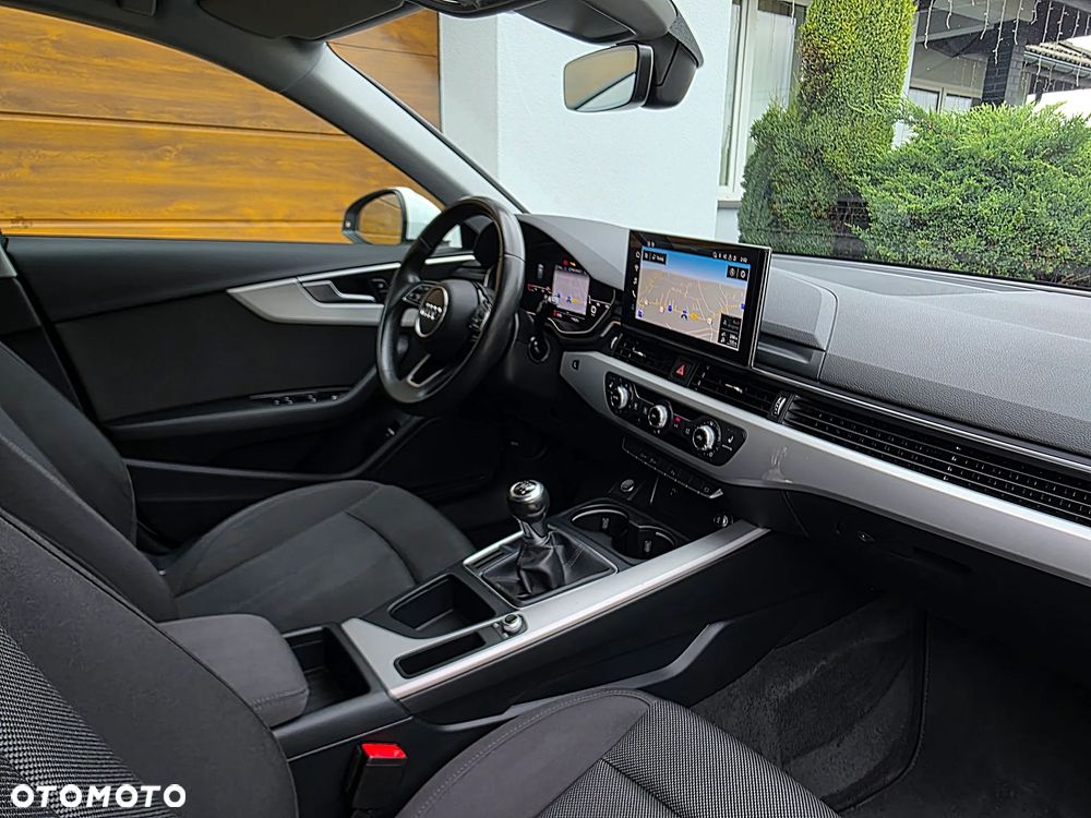 Audi A4 Avant 2.0 TDI - 29
