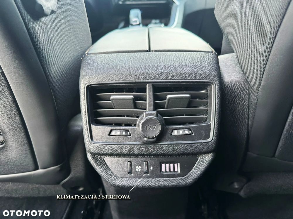 Peugeot 5008 2.0 BlueHDI GT S&S EAT8 - 26