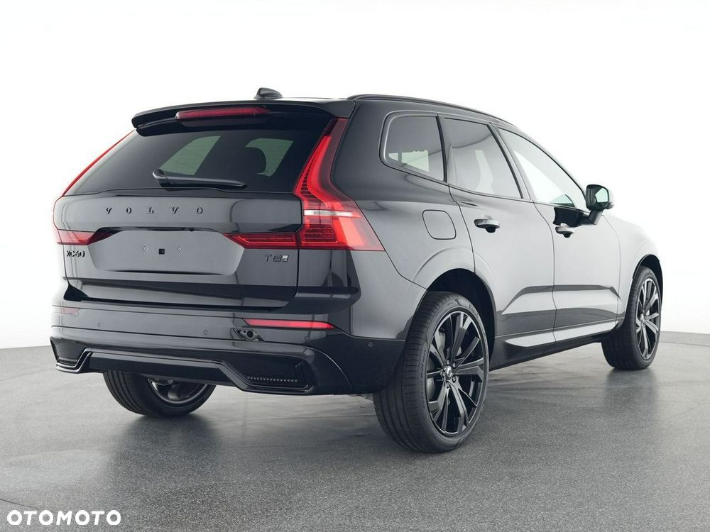 Volvo XC 60 T8 Plug-In Hybrid AWD Plus Black Edition - 2