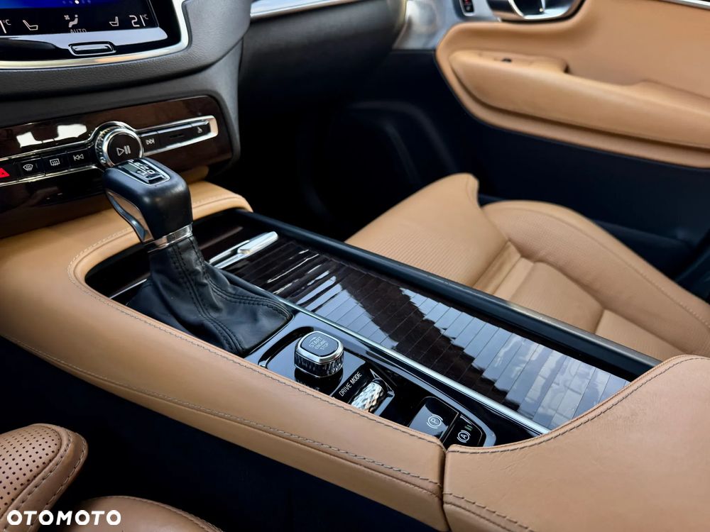 Volvo XC 90 D5 AWD Inscription - 11