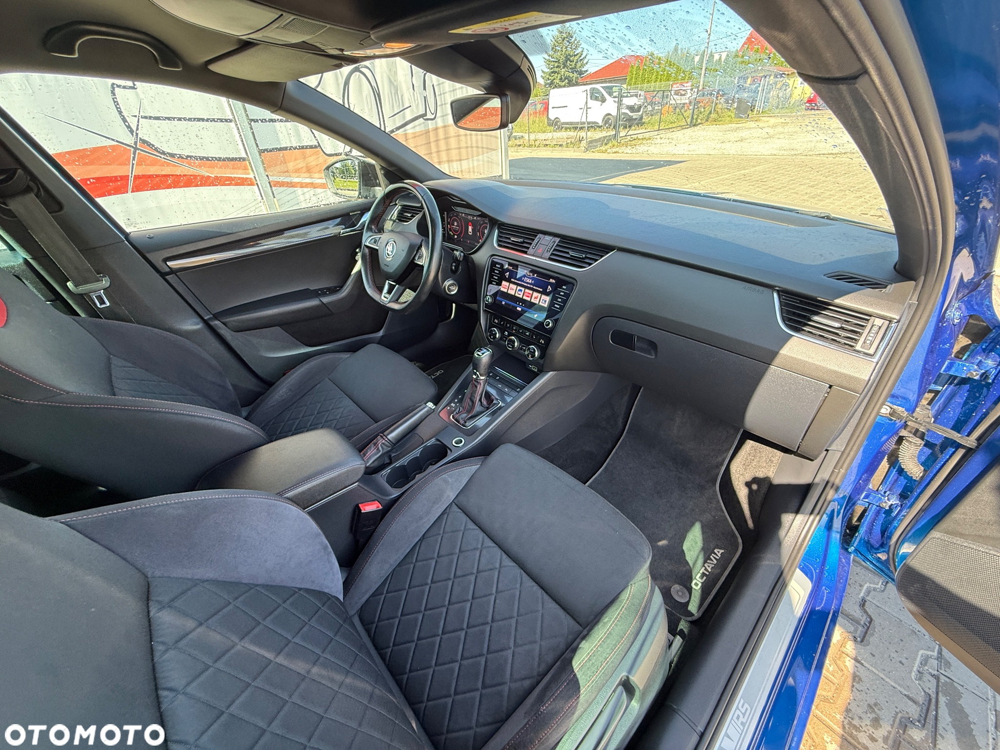 Skoda Octavia 2.0 TDI RS DSG - 25