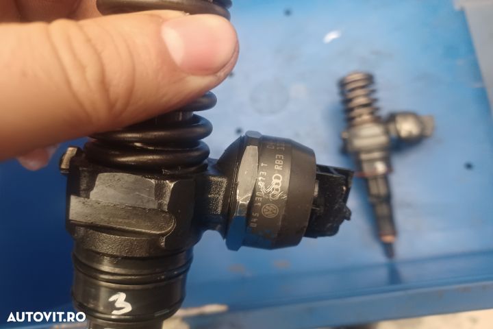 Injector motorina 045130073T 1.4 AMF Skoda Fabia 6Y [facelift] [2004 - 2