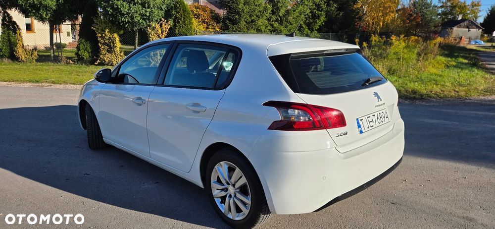 Peugeot 308 2019 photo 2