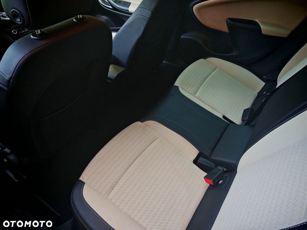 Opel Astra 1.6 D (CDTI) Innovation - 24